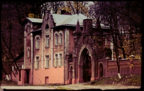 Введенский некрополь "Память, застывшая в камне"